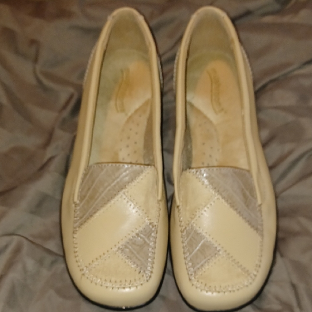 Womens 7.5 Mushrooms